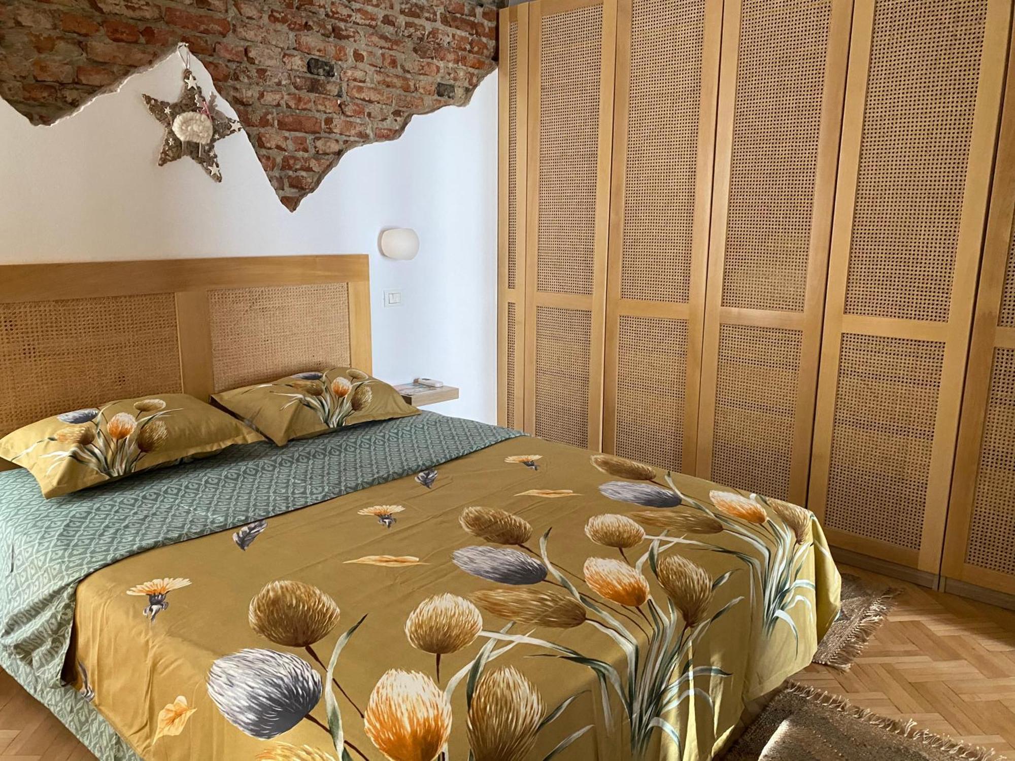 Sweet Cozy Ultracentral Крайова Экстерьер фото